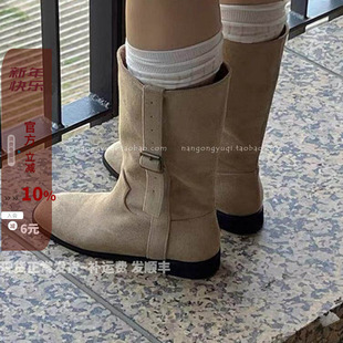 现韩国东大门代购2024秋新款ins鹿皮绒圆头皮带扣慵懒休闲中筒靴