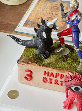 网红卡通迪迦奥特曼蛋糕装饰银河英雄超人打怪兽儿童生日烘焙装扮