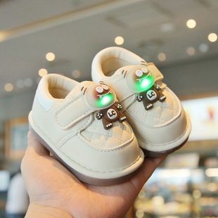 男宝宝学步鞋春秋卡通小童婴儿软底叫叫鞋子防滑女童单鞋亮灯皮鞋