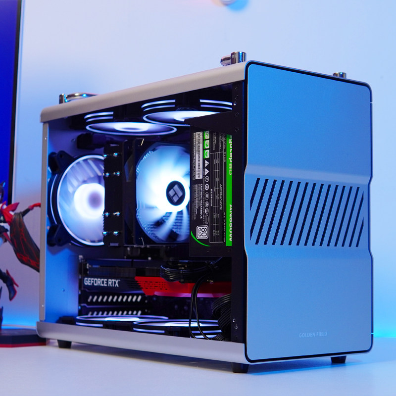 Компьютер в корпусе ITX с процессором 13-го поколения i5 и видеокартой 3060Ti для игр с боковым окном.