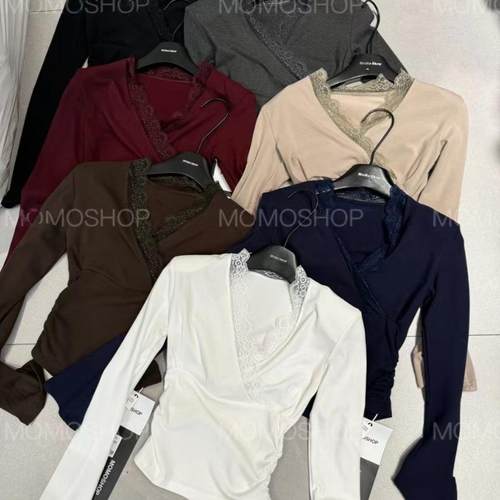 性感纯欲显瘦v领蕾丝打底衫