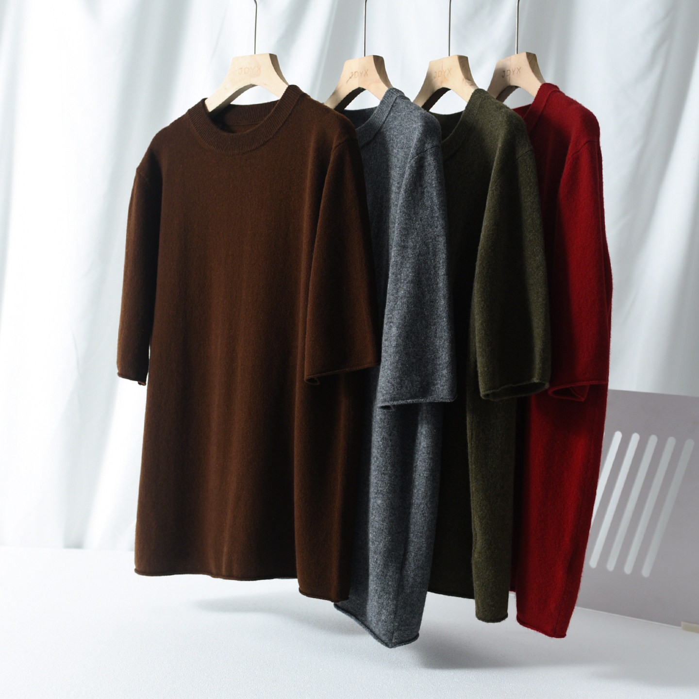 棕咖色羊毛衫女圆领秋冬内搭叠穿韩版宽松极简风短袖针织羊绒毛衣,女装/女士精品,羊绒衫,淘宝优惠券,粉丝福利购,淘宝优惠卷