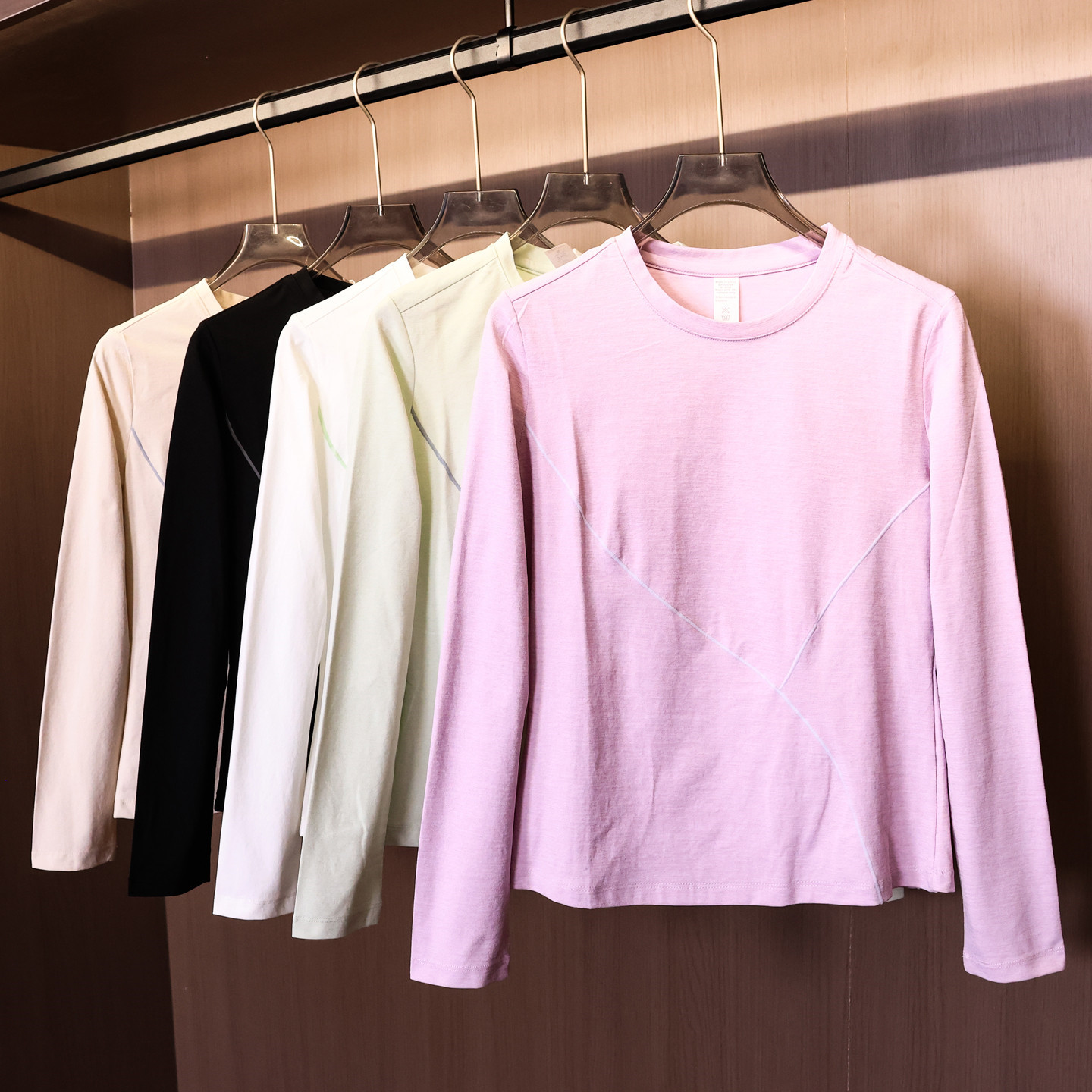 户外山系明线设计感修身弹力T恤