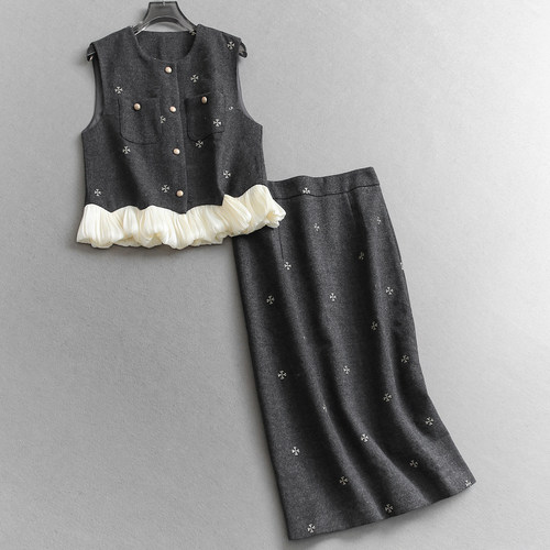 碎花刺绣日常通勤无袖背心女套装