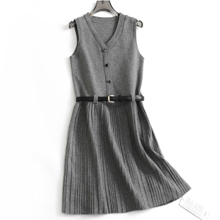 灵动又减龄纯色系腰带显瘦V领无袖 背心裙打底百褶裙女连衣裙K256
