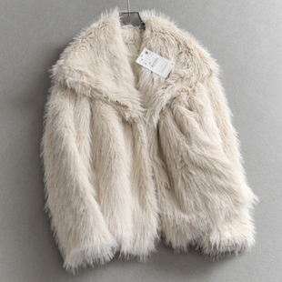 纯色软糯毛绒绒大翻领仿皮草一粒扣加厚保暖长袖 宽松外套M568 女装