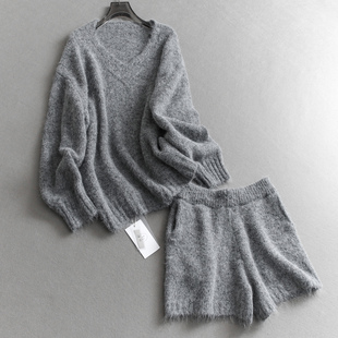 慵懒松弛风V领纯色宽松套头毛衣松紧腰针织短裤一整套套装女M634