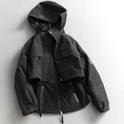 三合一纯色连帽拼接薄款羽绒服女