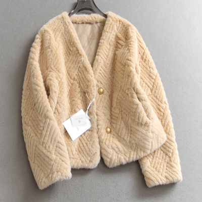 肌理感纯色V领仿皮草毛绒绒外套