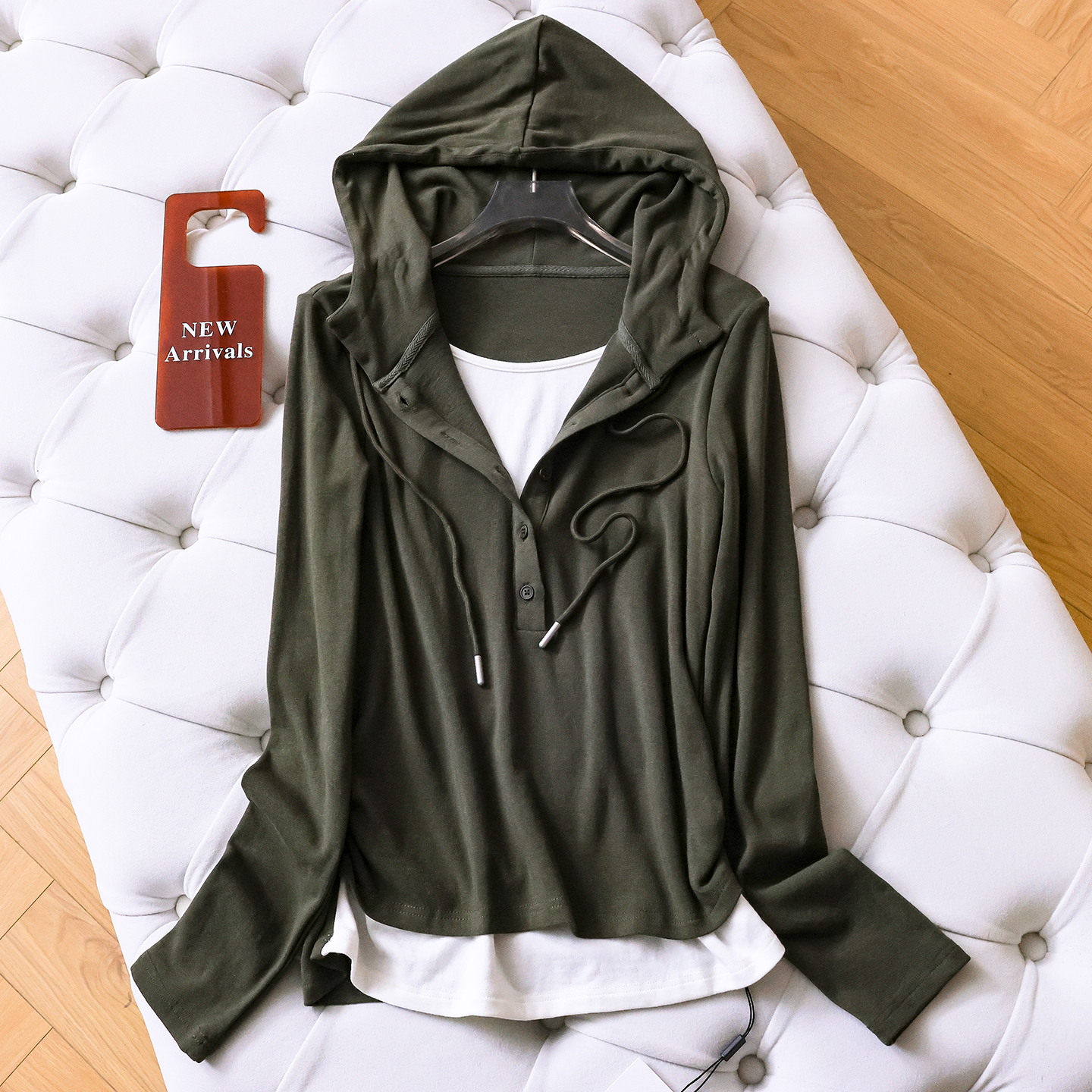 撞色拼接假两件连帽修身长袖T恤