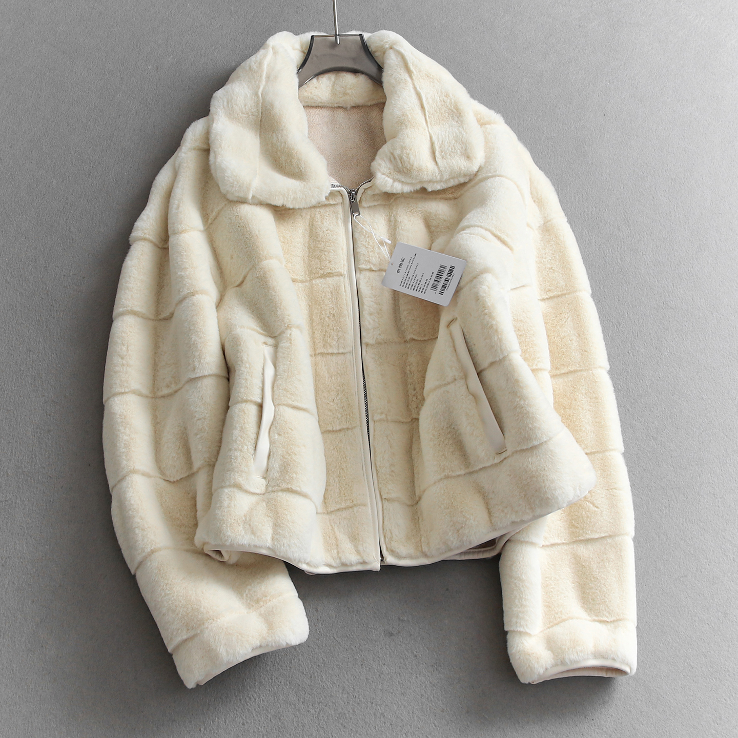 纯色翻领仿皮草拼皮宽松毛绒外套