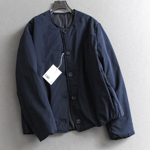 纯色标准版型显瘦纽扣圆领女棉衣