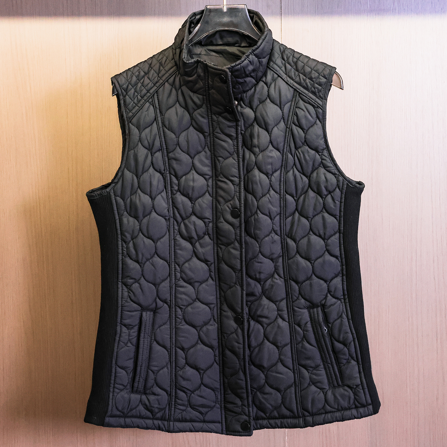 葫芦形绗缝显瘦修身立领女装马夹