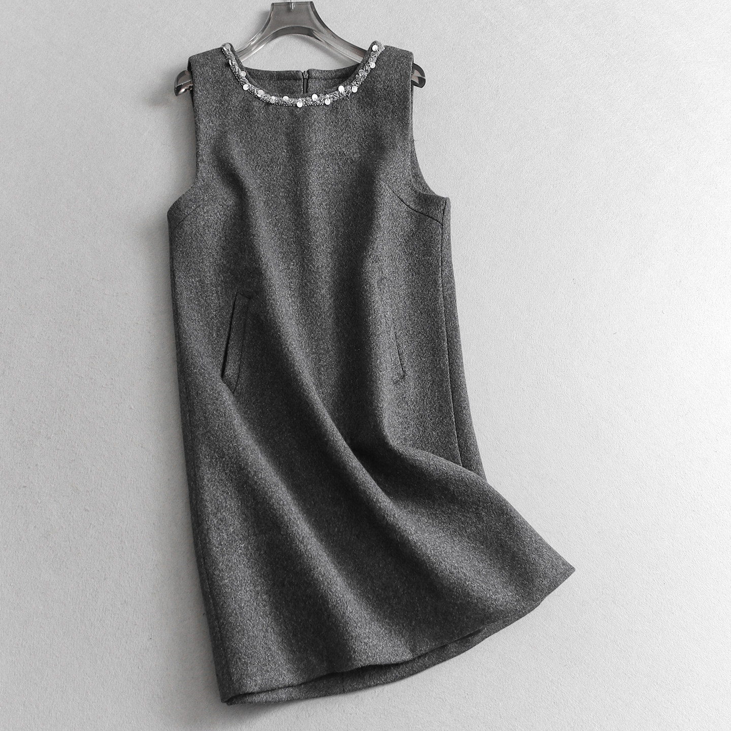 轻奢亮片撞色圆领小香风无袖直筒毛呢背心裙遮肉显瘦女连衣裙Q726,女装/女士精品,连衣裙,淘宝优惠券,粉丝福利购,淘宝优惠卷