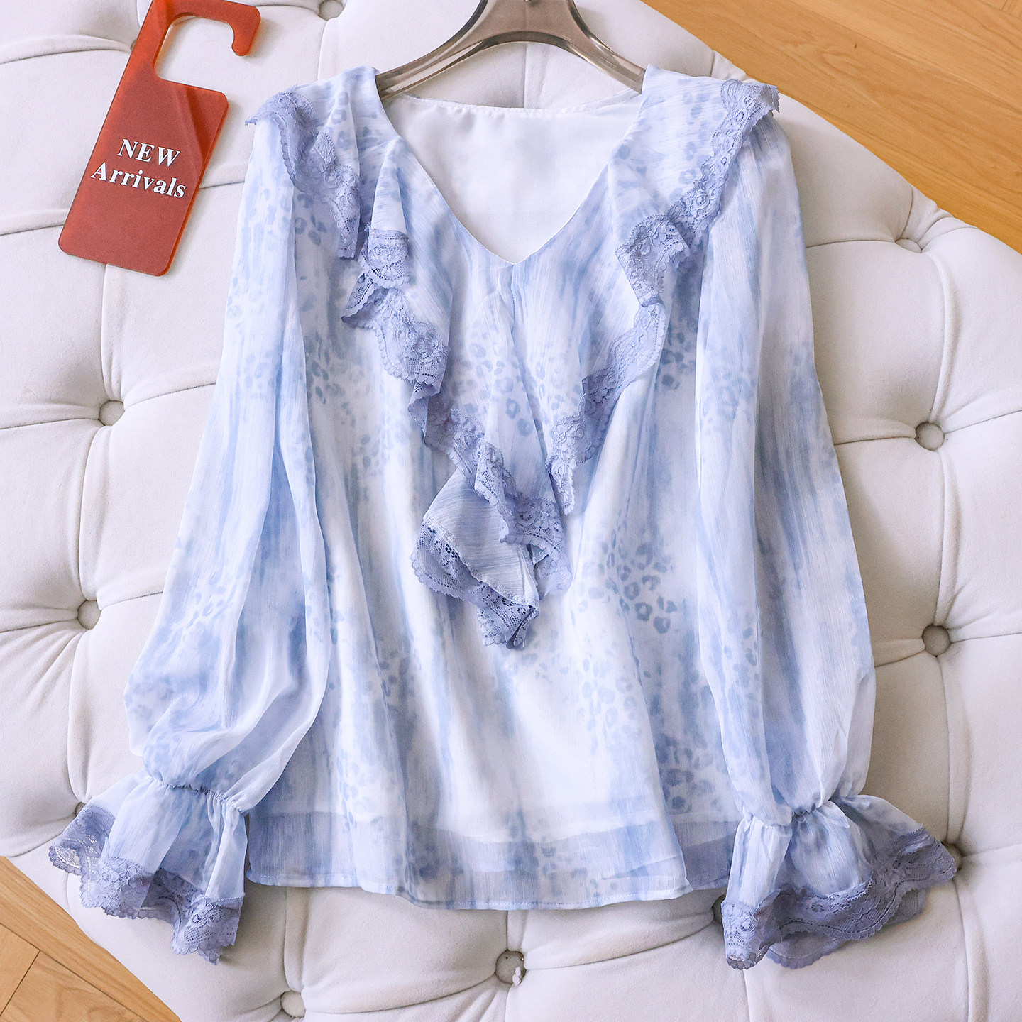 法式淑女蕾丝拼接荷叶边喇叭袖2026春季新款长袖雪纺衫女衬衫W846