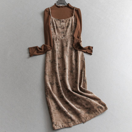 晕染丝绒裙套装显瘦修身半高领长袖两件套吊带裙长裙女连衣裙Q174