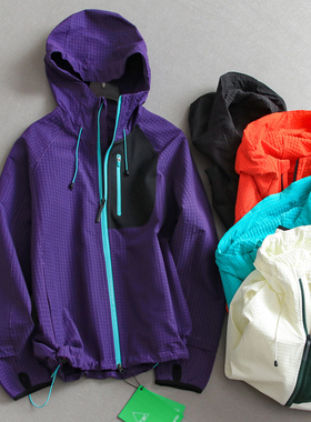 「情侣款」运动户外风连帽复合方格绒软壳冲锋衣徒步防风外套M480