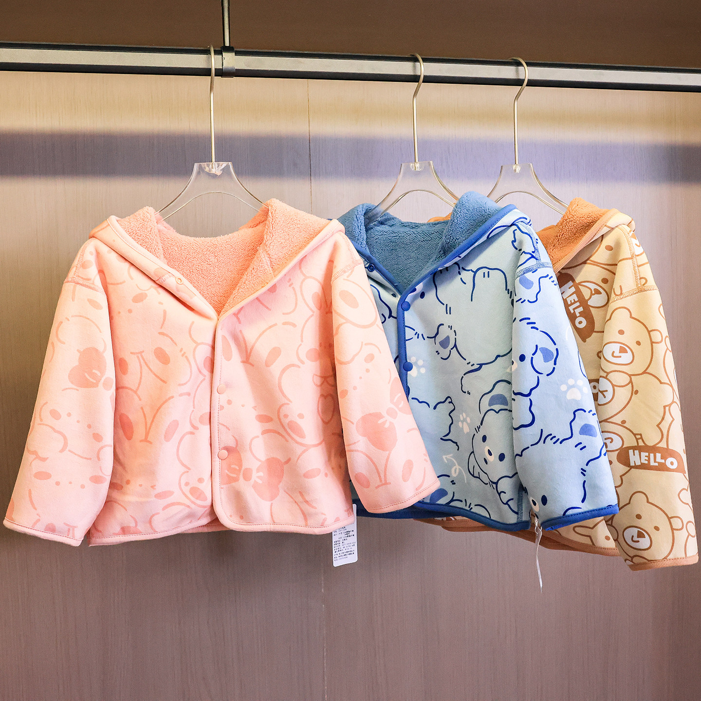 两面穿卡通印花双面加绒童装外套