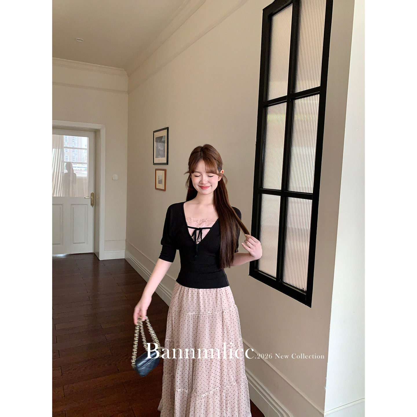 板栗西西【樱粉轻语】气质温柔风黑色半袖假两件上衣女设计感小众