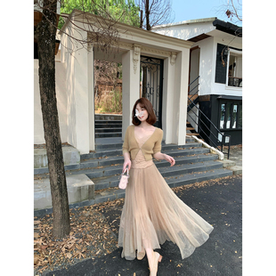 气质温柔设计蕾丝拼接吊带纱感半裙套装 秋季 麦穗黄昏 板栗西西