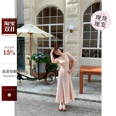 甜美系带收腰海军领连衣裙