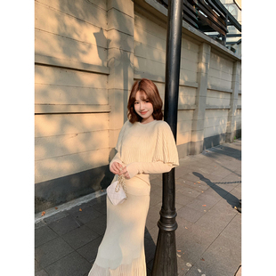 翻领竖纹气质上衣杏色半裙套装 早秋落肩袖 秋云落日 栗西西