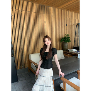 掐腰上衣白色蕾丝半身裙套装 黑色泡泡短袖 女 时光之旅 板栗西西