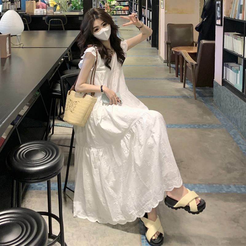 白色小飞袖连衣裙女夏季甜美大码微胖宽松显瘦遮肉气质a字长裙子