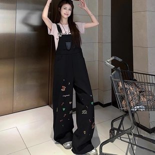 重工刺绣牛仔背带裤女春夏新款减龄可爱显瘦黑色直筒休闲阔腿长裤