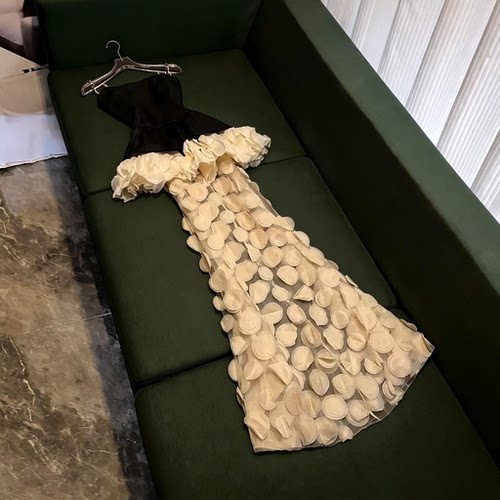 法式无袖抹胸连衣裙女收腰修身花瓣装饰长裙气质裙收腰裙女士P141