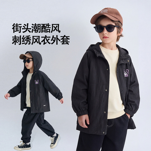 2026春季新款儿童泰迪熊连帽刺绣中男童大童风衣外套B7140113001