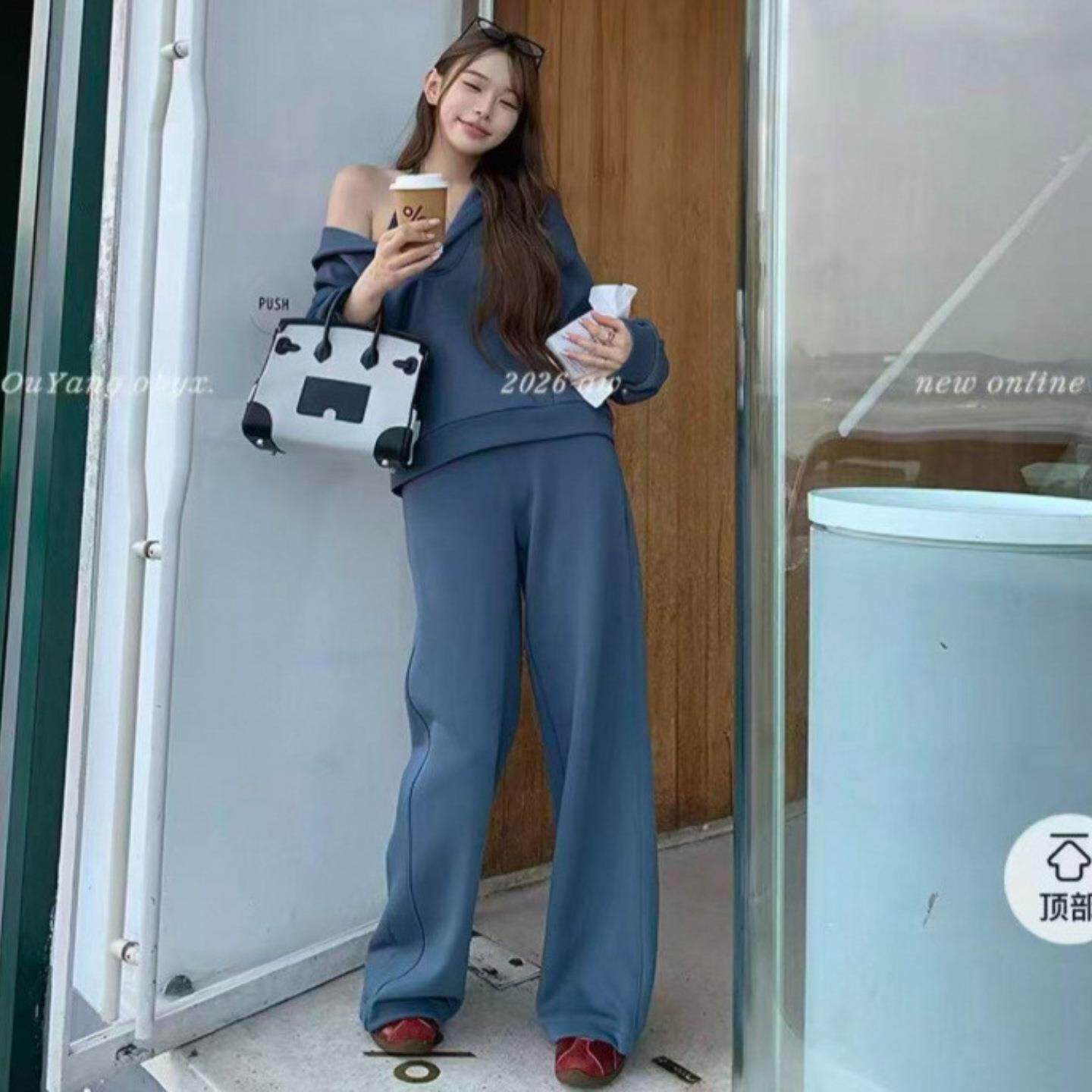 DIONK吊带懒人苾保暖套装'卫衣卫裤备加绒胸垫白女区区暖'欧阳皮