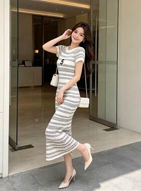 DIONK弹力条纹女短袖紧身