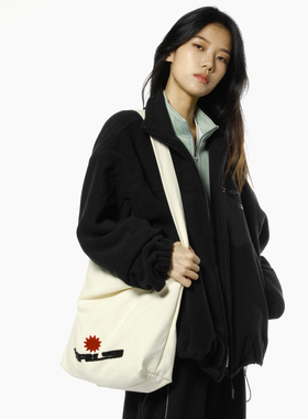 ThrillsCrew街头星星毛巾绣花可调节帆布手提单肩斜挎包百搭通勤