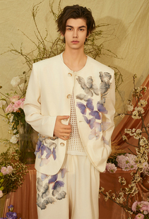 手工蝴蝶渐变无领西 STUDIO ADD