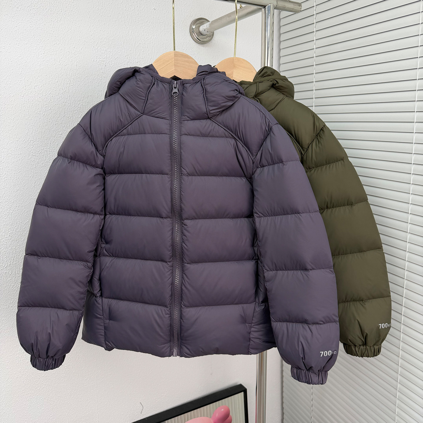 中大童90白鸭绒加厚连帽羽绒服