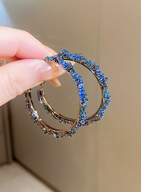 银针镶钻麻花缠绕圆圈耳环女欧美夸张大气高级感耳圈蓝色耳饰品潮
