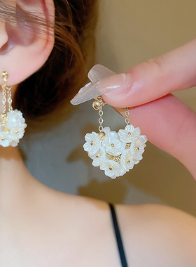 银针复古法式花朵珍珠耳环女小众甜美气质时尚高级感轻奢百搭耳饰