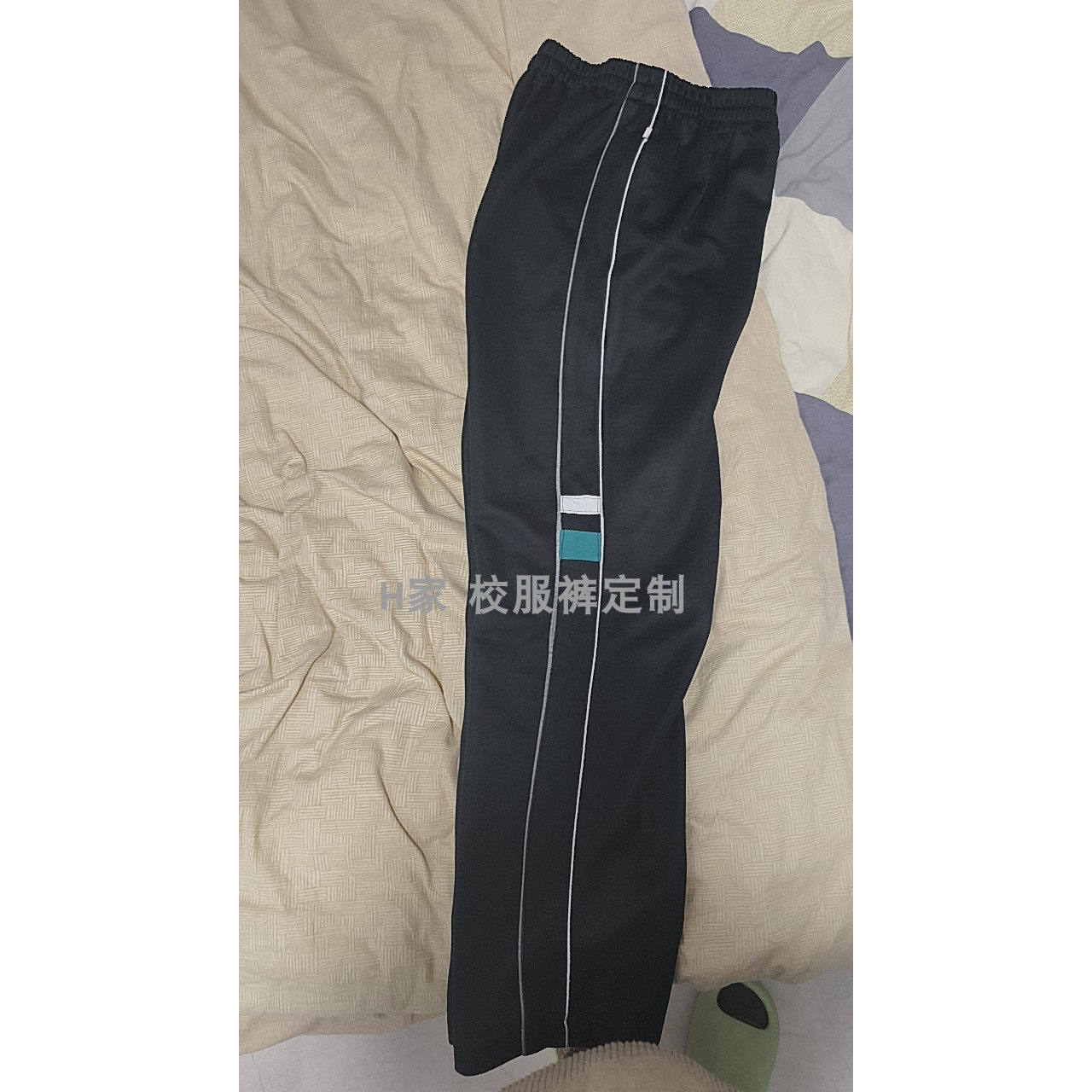 呼玛一中来图定制藏蓝四季校服裤子侧边细白反光条绿条杠加绒班服