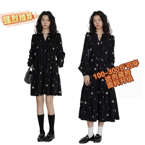 300斤胖MM2026春季大码黑色灯芯绒刺绣连衣裙 遮肚藏胯 长袖宽松