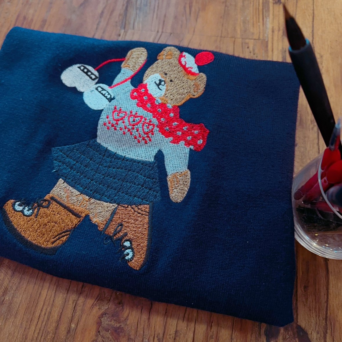 刺绣小熊 可爱日系森女 田园风 复古绀色学院风 套头针织衫毛衣