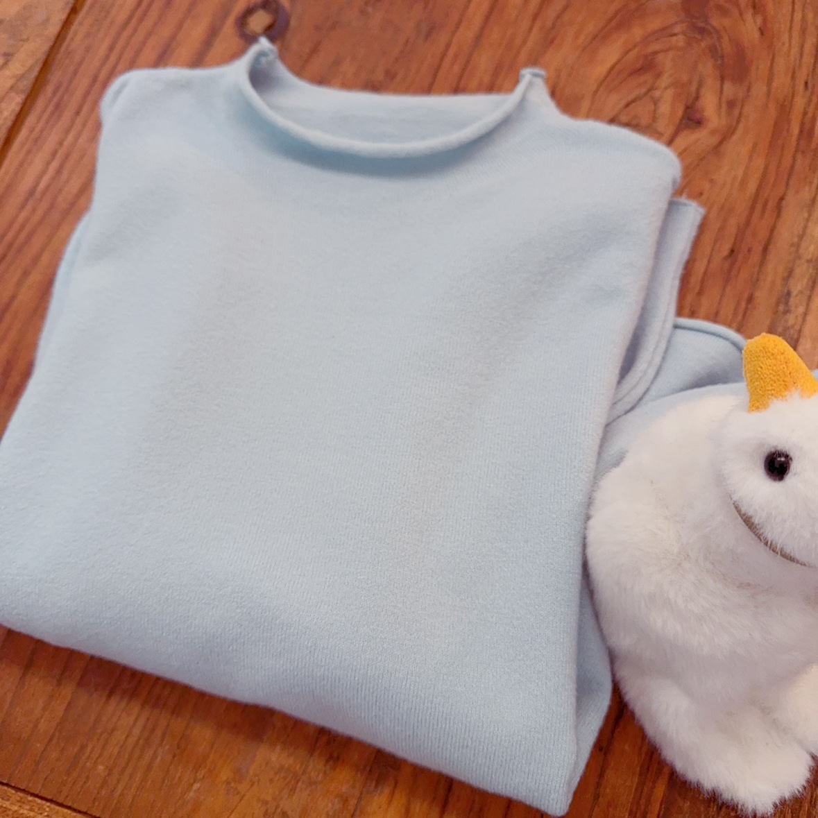 温柔灰蓝色叠穿好物打底针织衫