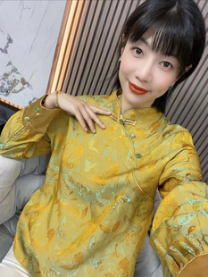 卿颜 新中式复古流光溢彩蝴蝶提花长袖T春季斜襟新款中式小衫上衣