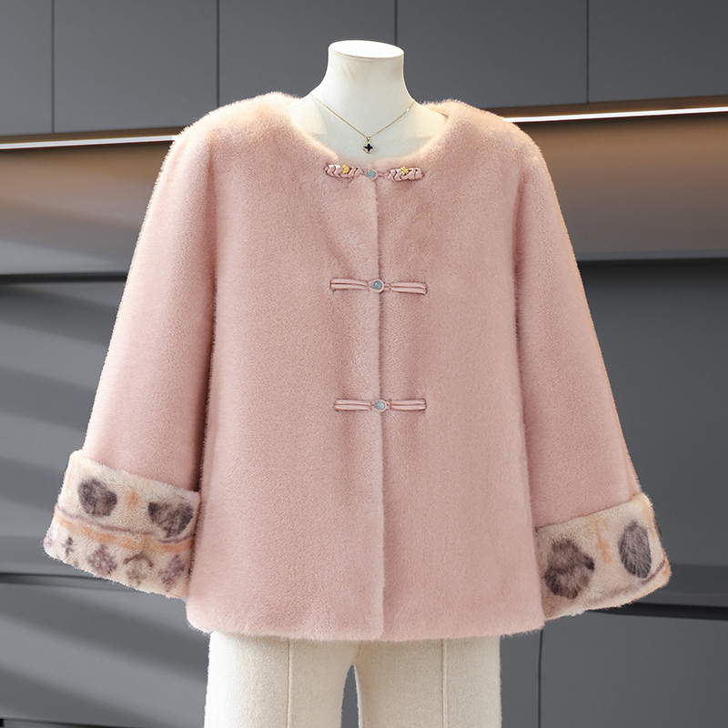 时尚水貂绒皮草女士皮毛一体外套