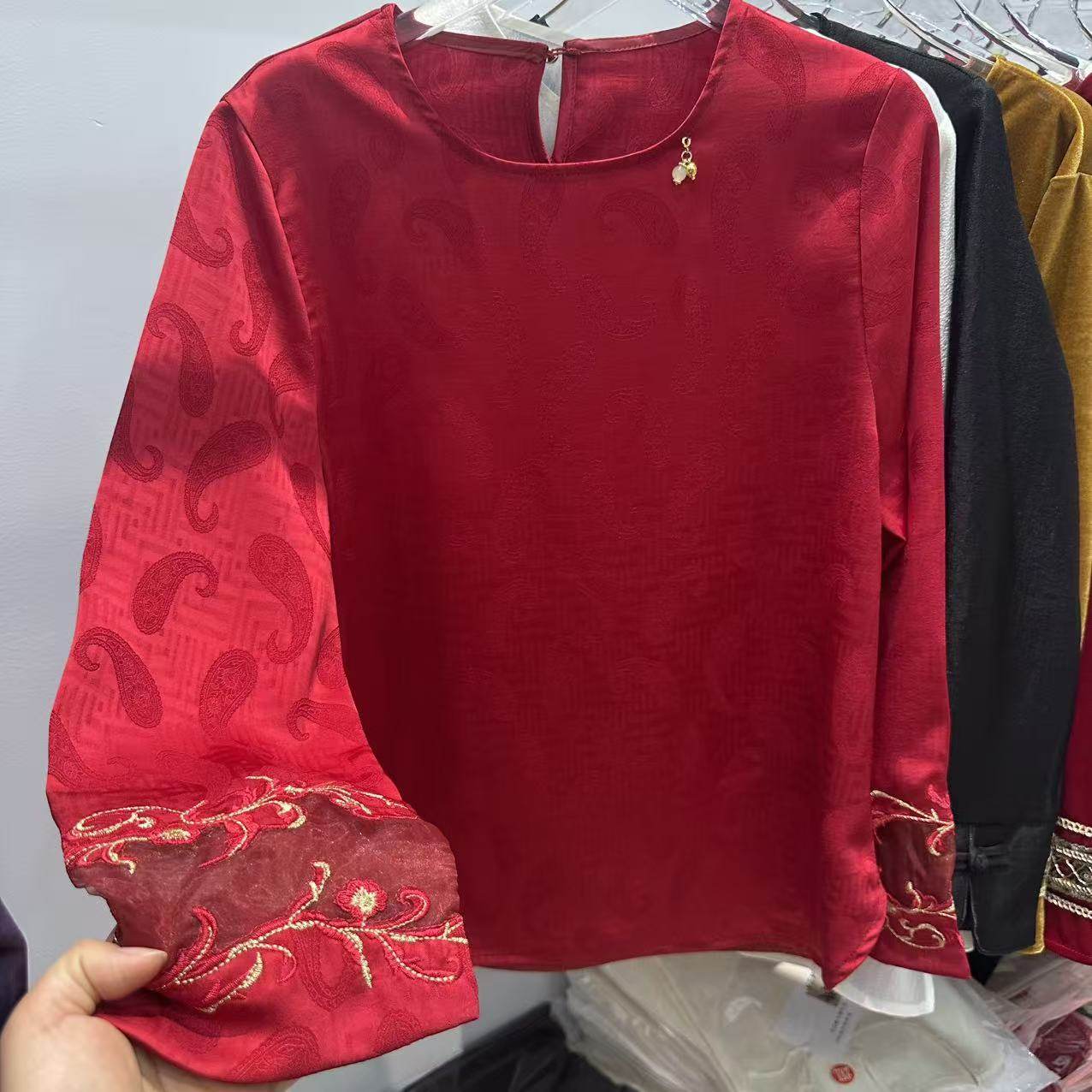 春季新款中国风喜庆刺绣上衣女士新中式长袖圆领宽松提花打底小衫,女装/女士精品,上衣,淘宝优惠券,粉丝福利购,淘宝优惠卷