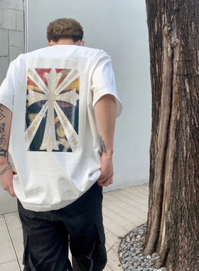 Systemdown 光芒万丈十字架手绘印花宽松纯棉短袖T恤 男女同款