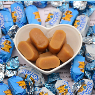 俄罗斯进口小猫牛奶焦糖味软糖太妃糖婚庆喜糖网红休闲散装零食