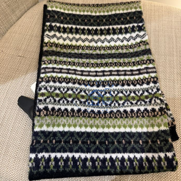 香港专柜代购agnes b 時尚织花拼纯色長方形針织围巾25秋冬女