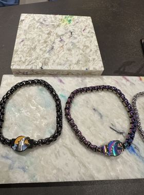 恐龍logo鋼鈦吊墜粗鏈手鏈