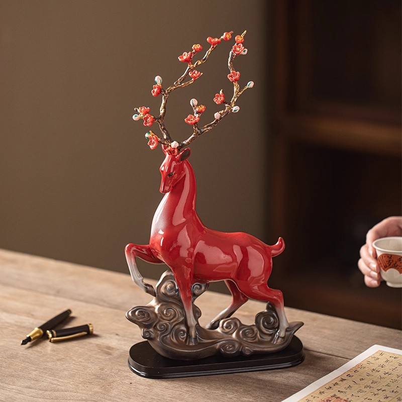 创意陶瓷工艺品鹿摆件家居客厅酒柜玄关招财红色梅花鹿装饰送礼品